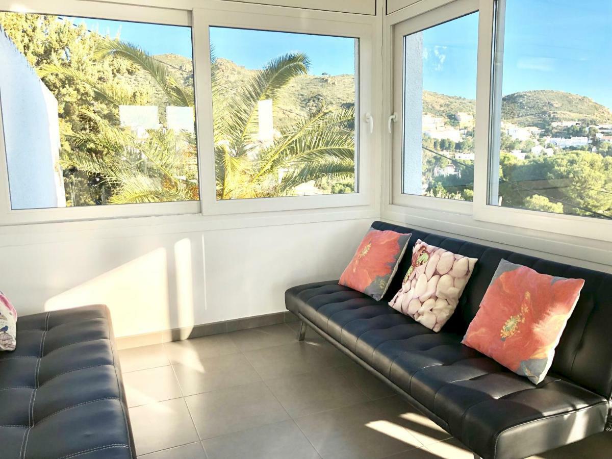 Chalet Doble Almadraba Villa Roses Exterior photo