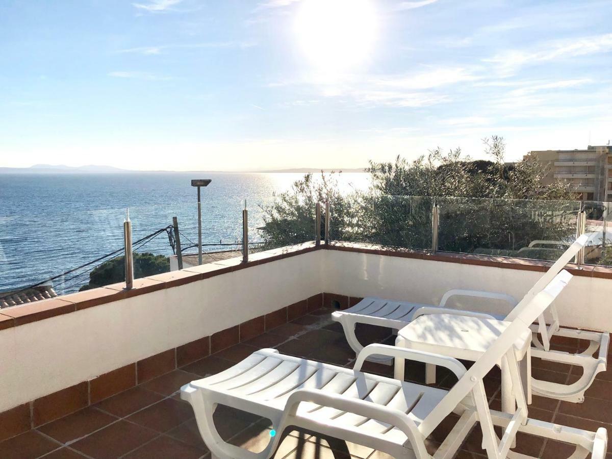 Chalet Doble Almadraba Villa Roses Exterior photo